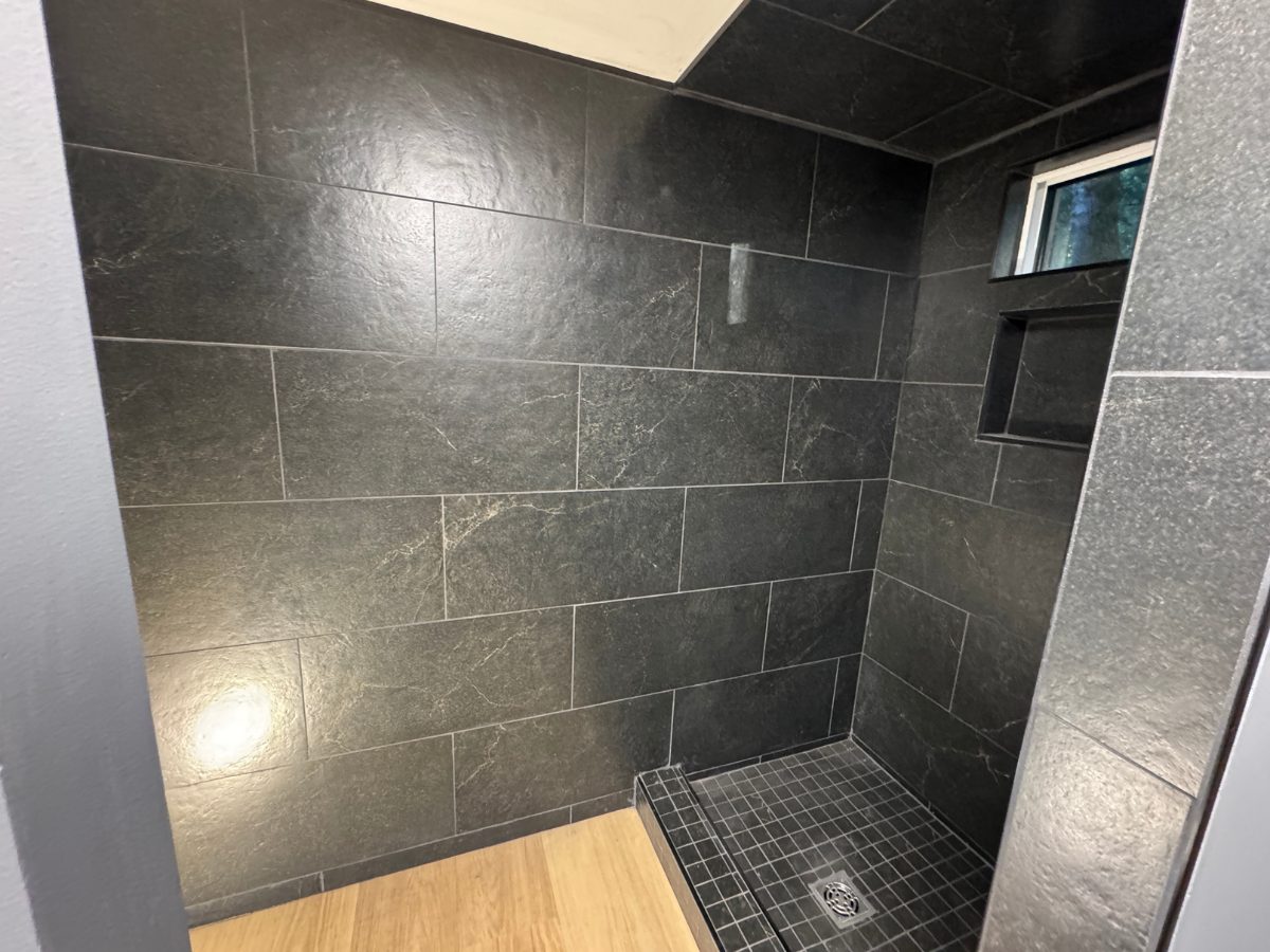 Arrowplex Construction Bathroom Renovation